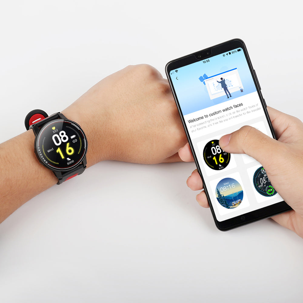 Touchscreen Smart Watch - The Tech Heaven